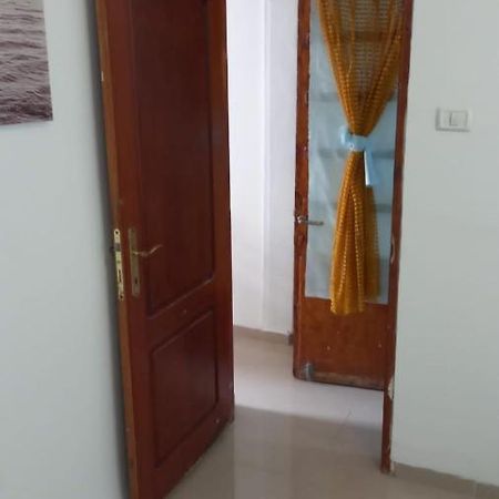פינה שקטה דקה הליכה לכנרת והטיילת Tiberíades Exterior foto